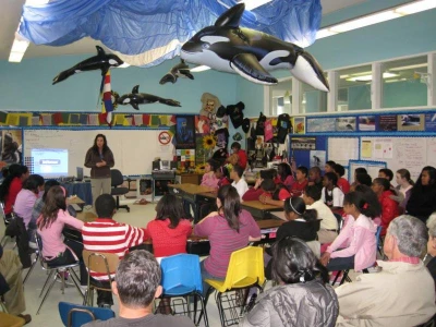 Zara McDonald Presenting to the Northern Light School in Oakland Zara McDonald Presenting to the Northern Light School in Oakland